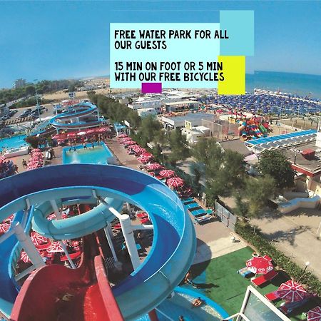 Hotel Giorg - Waterpark Included Rimini Exteriör bild